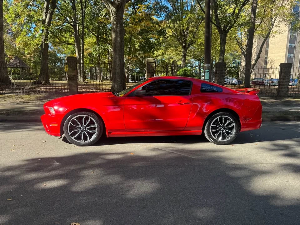 2014 Ford S197 Mustang - Image 3 of 10