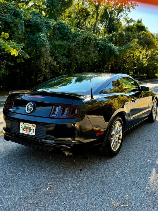 2014 Ford S197 Mustang - Image 6 of 18