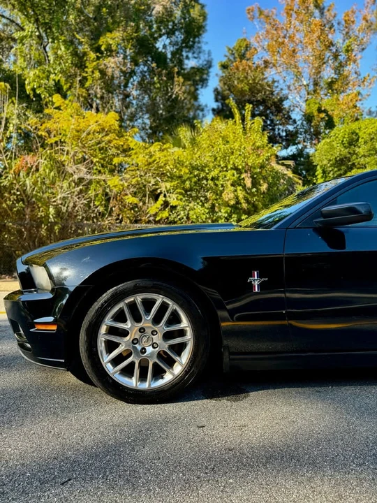2014 Ford S197 Mustang - Image 10 of 18