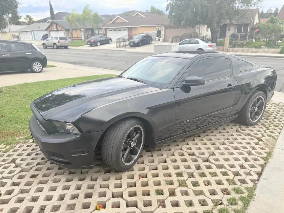 2014 Ford S197 Mustang - Image 4 of 10