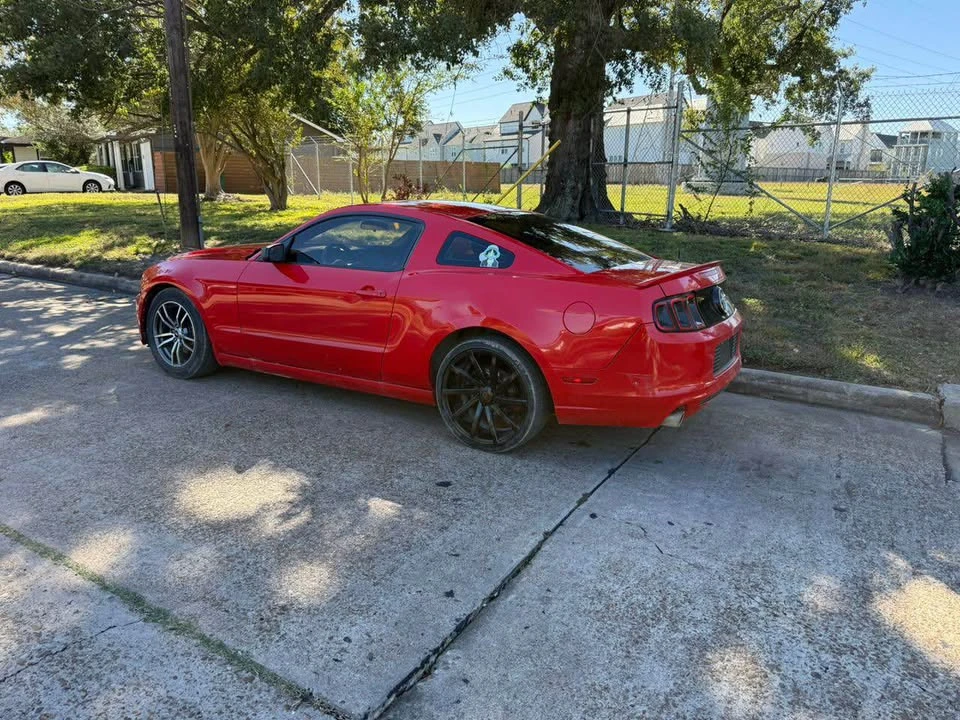 2014 Ford S197 Mustang - Image 6 of 9