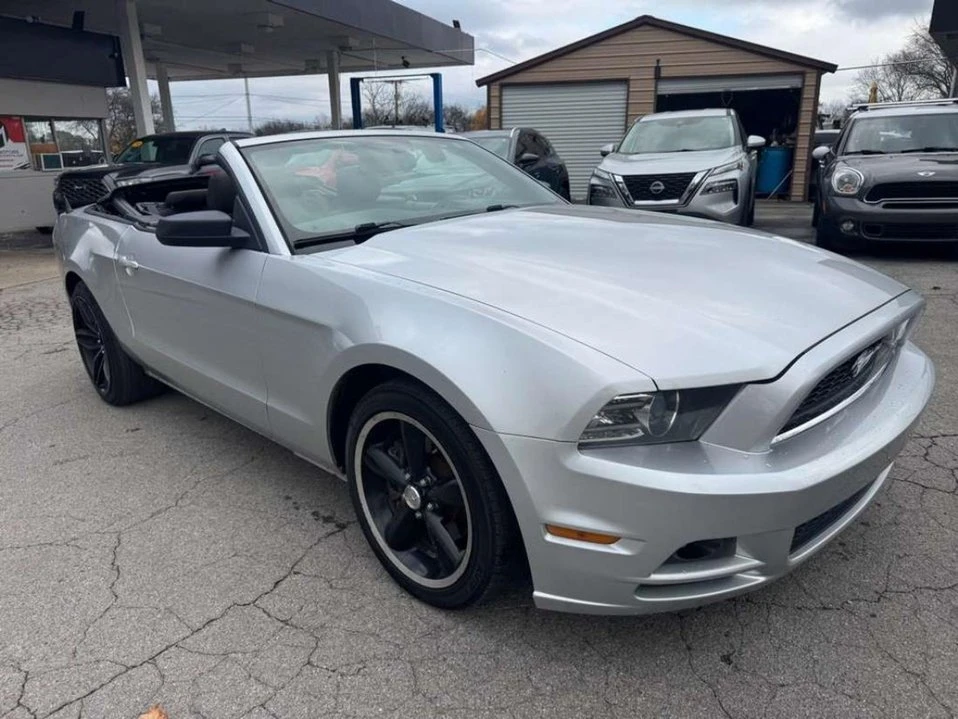 2014 Ford S197 Mustang - Image 7 of 14
