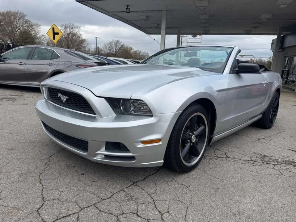 2014 Ford S197 Mustang - Image 6 of 14