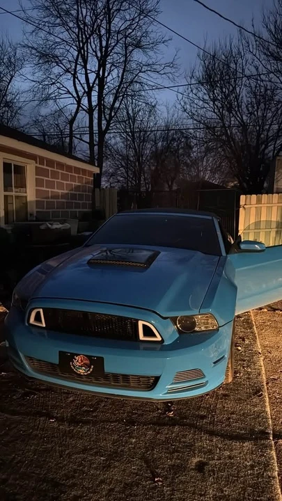 2014 Ford S197 Mustang - Image 2 of 4