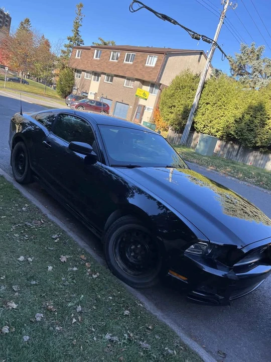 2014 Ford S197 Mustang - Image 2 of 5