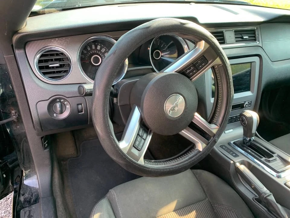2014 Ford S197 Mustang - Image 11 of 19