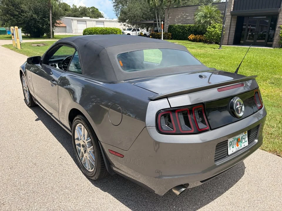 2014 Ford S197 Mustang - Image 6 of 20