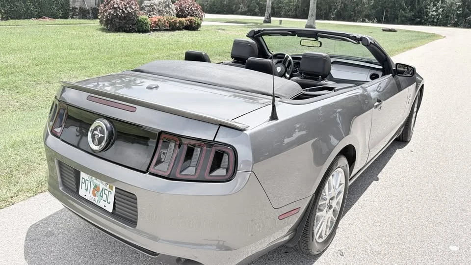 2014 Ford S197 Mustang - Image 4 of 20