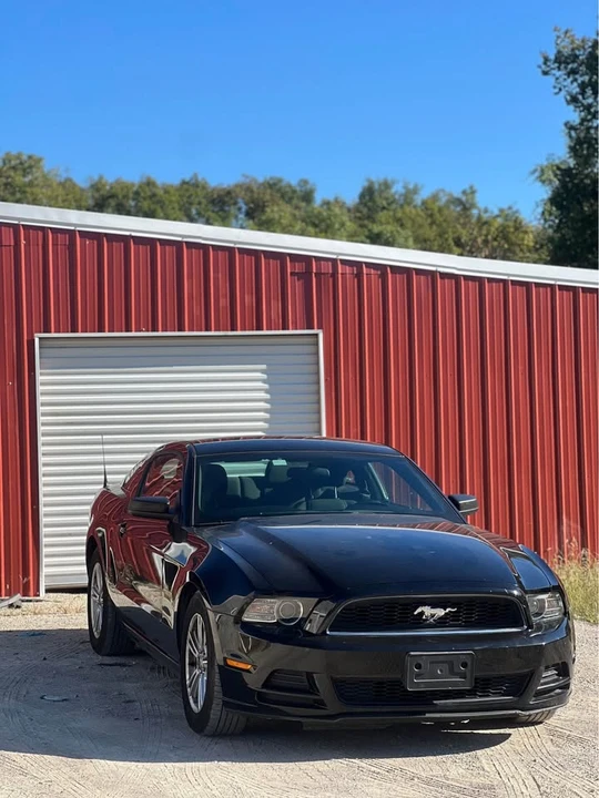 2014 Ford S197 Mustang - Image 2 of 10