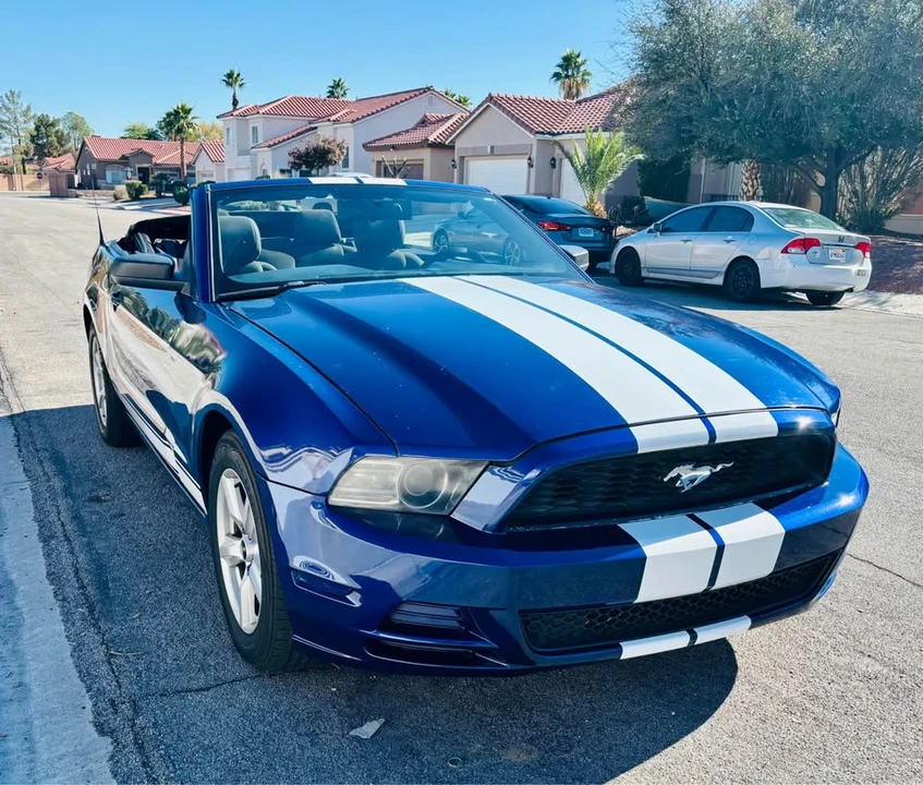 2014 Ford S197 Mustang - Image 2 of 11