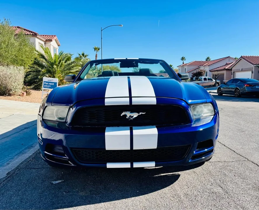 2014 Ford S197 Mustang - Image 3 of 11