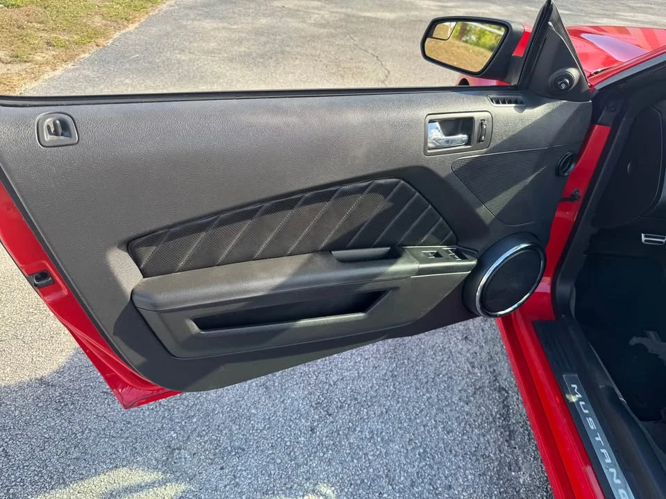 2014 Ford S197 Mustang - Image 8 of 12