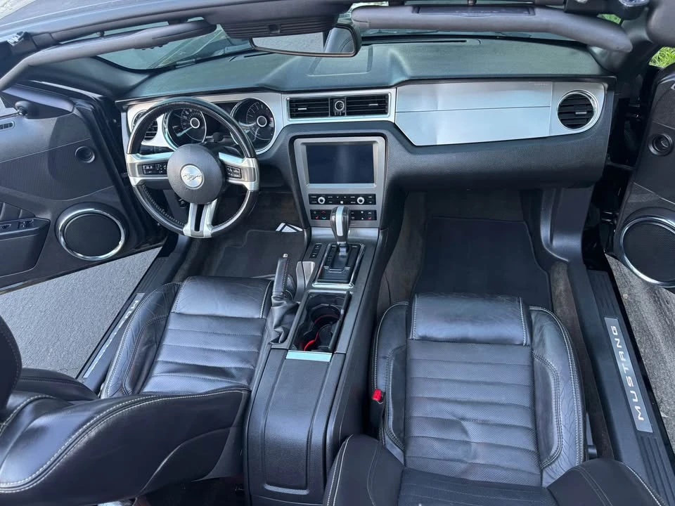 2014 Ford S197 Mustang - Image 10 of 11
