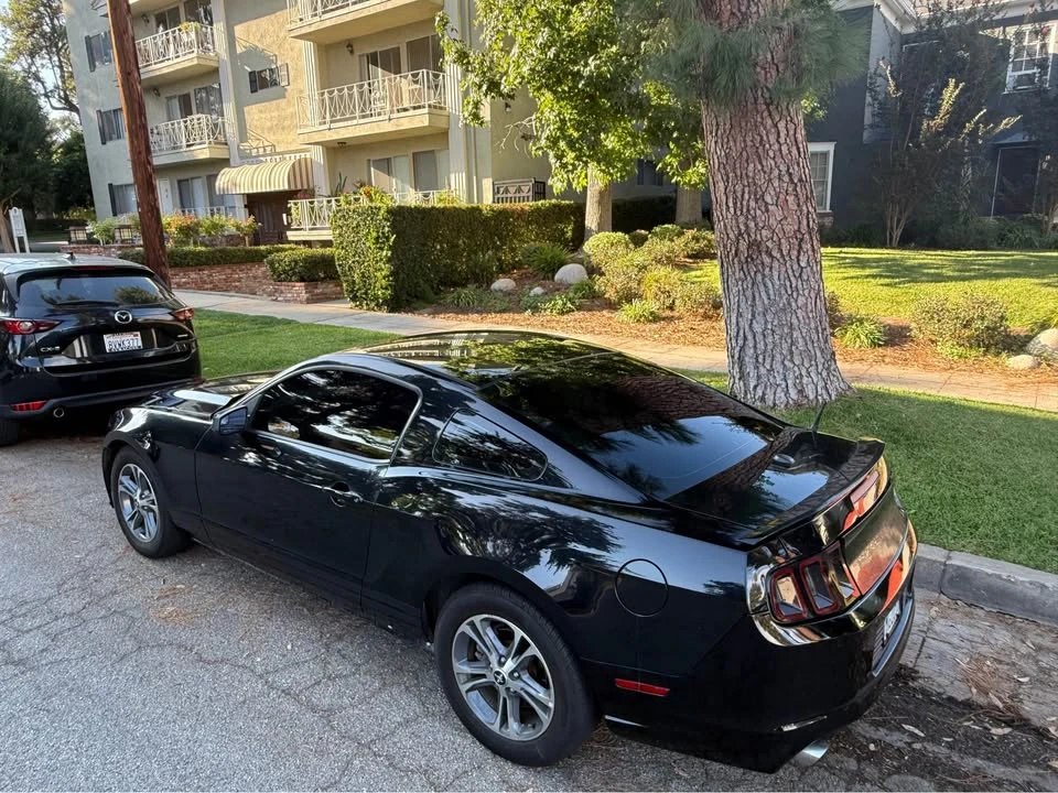 2014 Ford S197 Mustang - Image 4 of 9