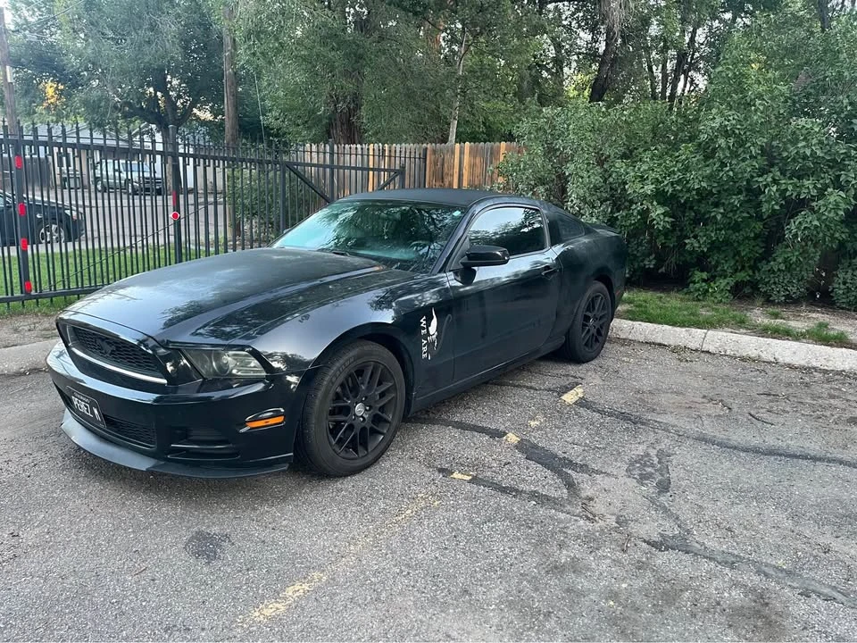 2014 Ford S197 Mustang - Image 5 of 6