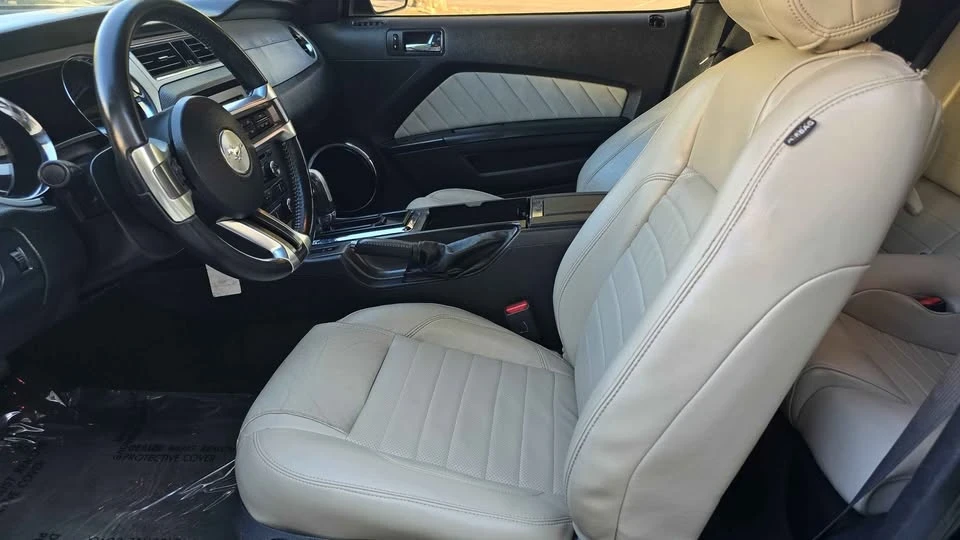 2014 Ford S197 Mustang - Image 8 of 14