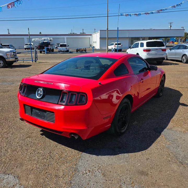 2014 Ford S197 Mustang - Image 2 of 4