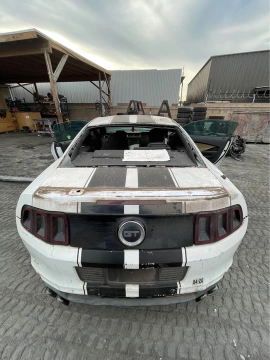 2014 Ford S197 Mustang - Image 4 of 8