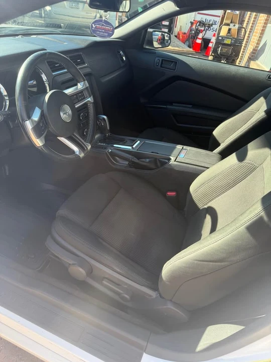 2014 Ford S197 Mustang - Image 6 of 11
