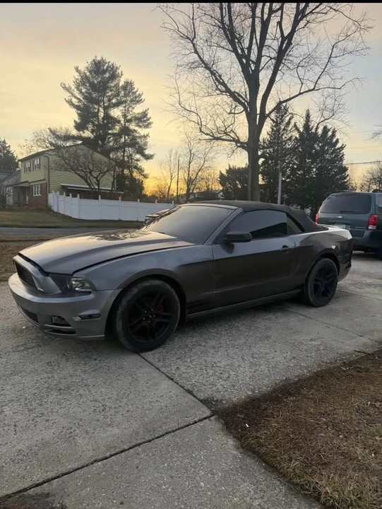 2014 Ford S197 Mustang - Image 5 of 9