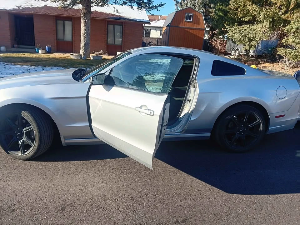 2014 Ford S197 Mustang - Image 4 of 4