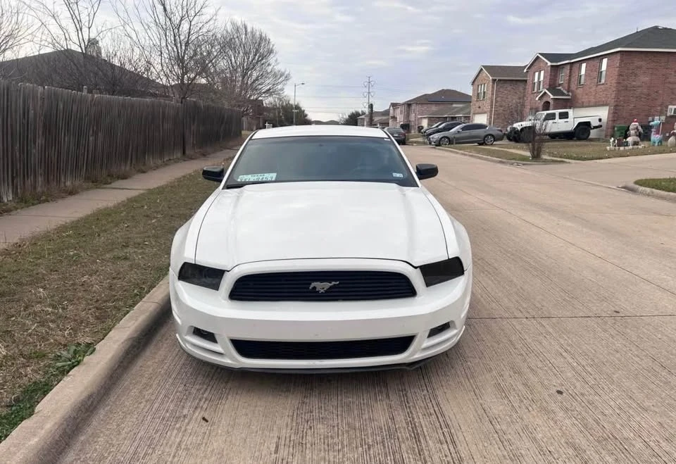 2014 Ford S197 Mustang - Image 4 of 8