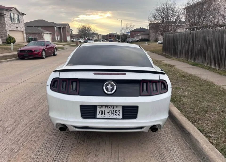 2014 Ford S197 Mustang - Image 5 of 8