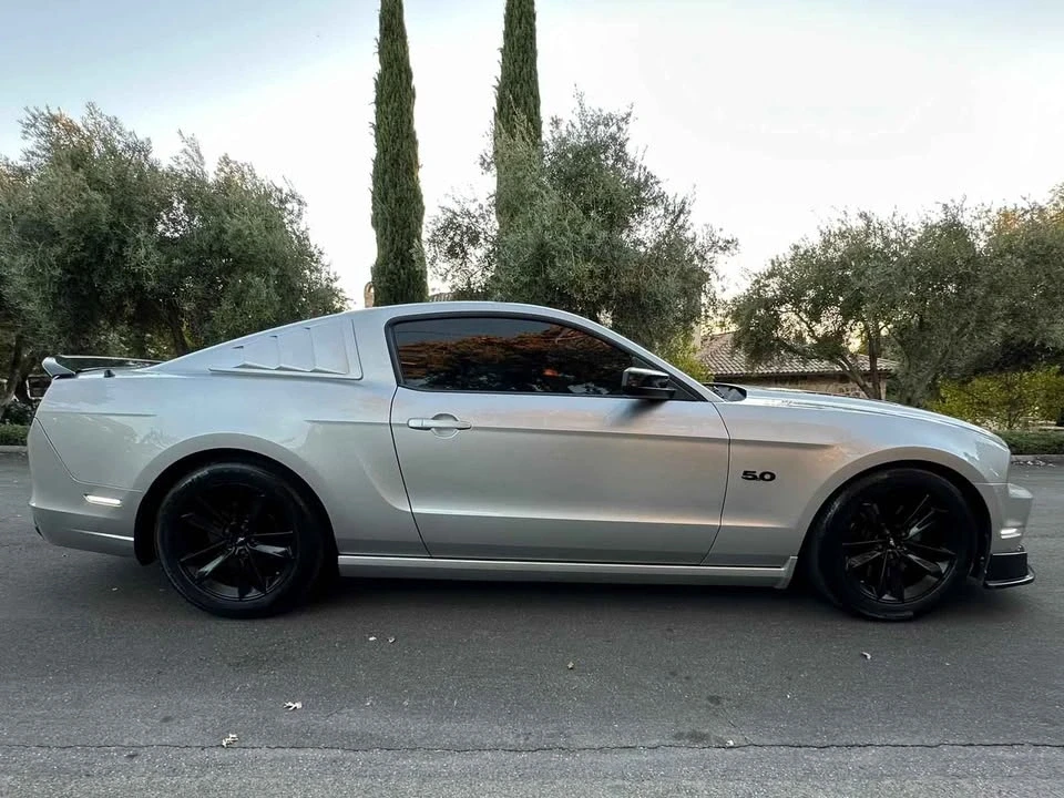 2014 Ford S197 Mustang - Image 2 of 17