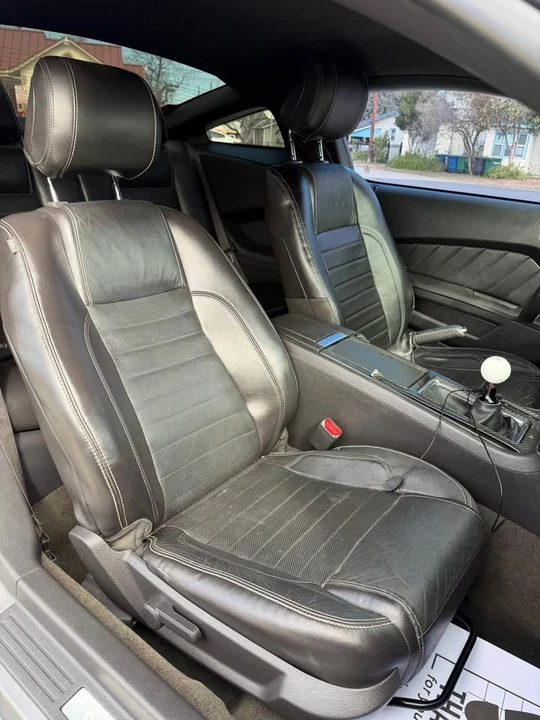 2014 Ford S197 Mustang - Image 5 of 10