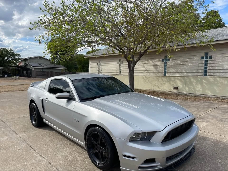 2014 Ford S197 Mustang - Image 2 of 19