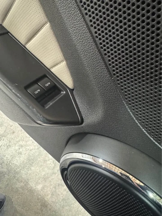 2014 Ford S197 Mustang - Image 8 of 11