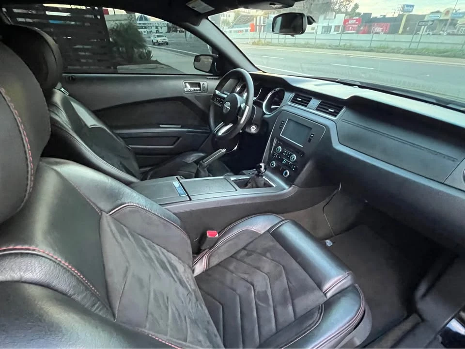2014 Ford S197 Mustang - Image 13 of 17