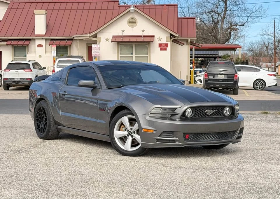 2014 Ford S197 Mustang - Image 9 of 10