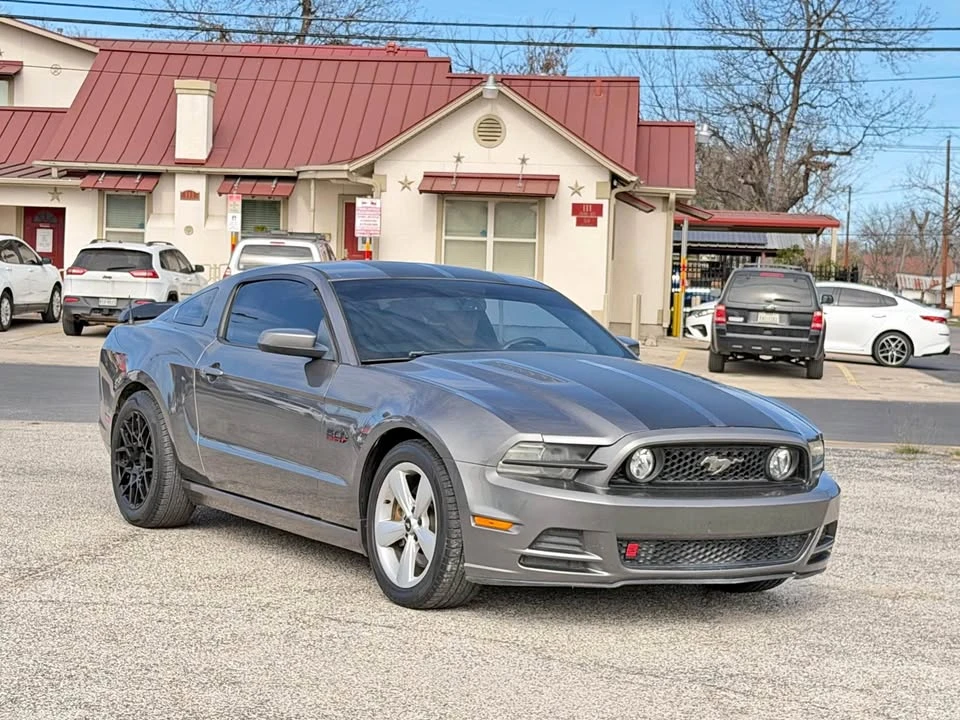 2014 Ford S197 Mustang - Image 2 of 10