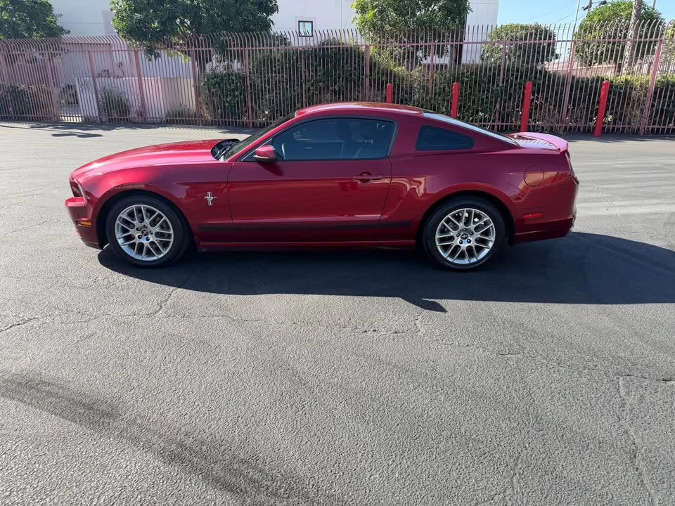 2014 Ford S197 Mustang - Image 5 of 8