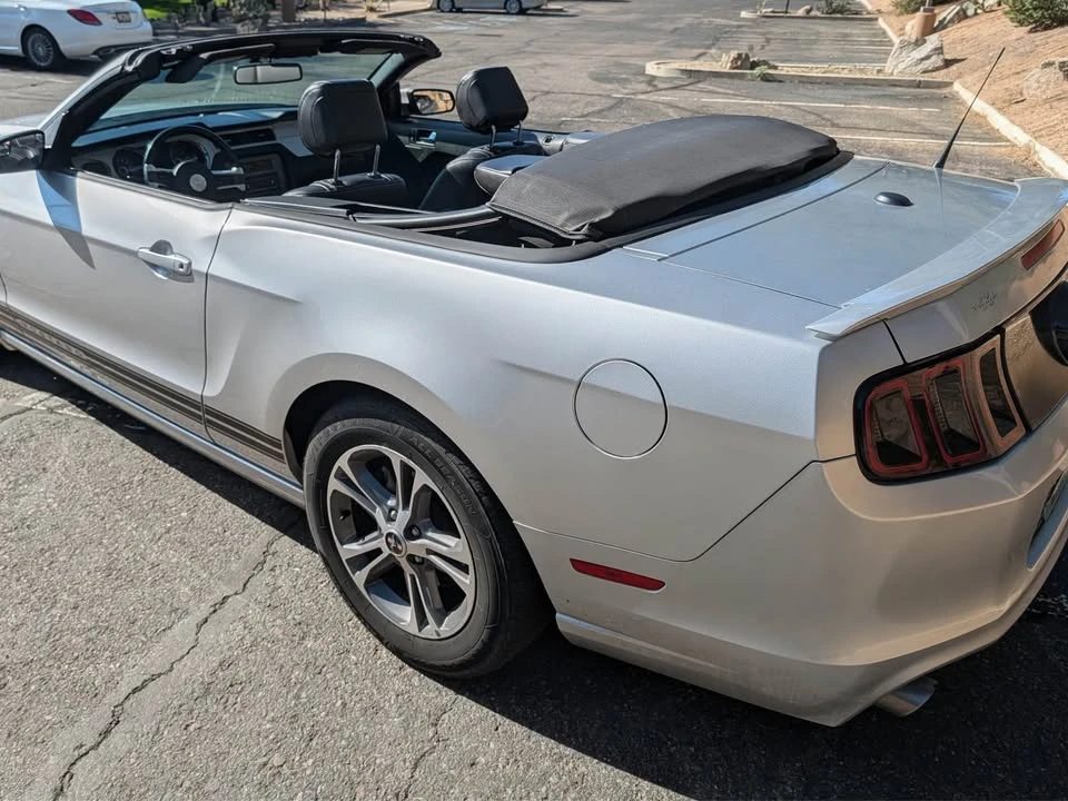 2014 Ford S197 Mustang - Image 7 of 9