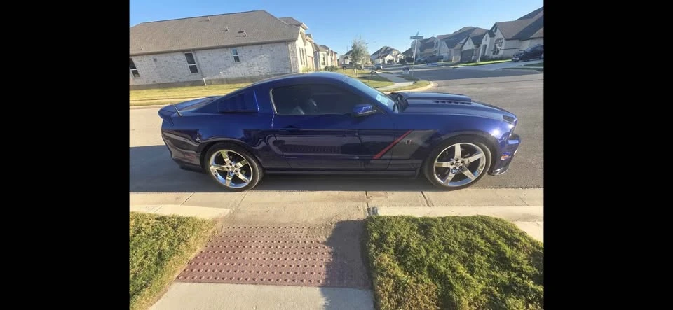 2014 Ford S197 Mustang - Image 2 of 8