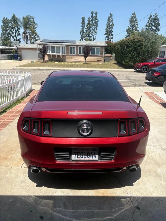 2014 Ford S197 Mustang - Image 2 of 14