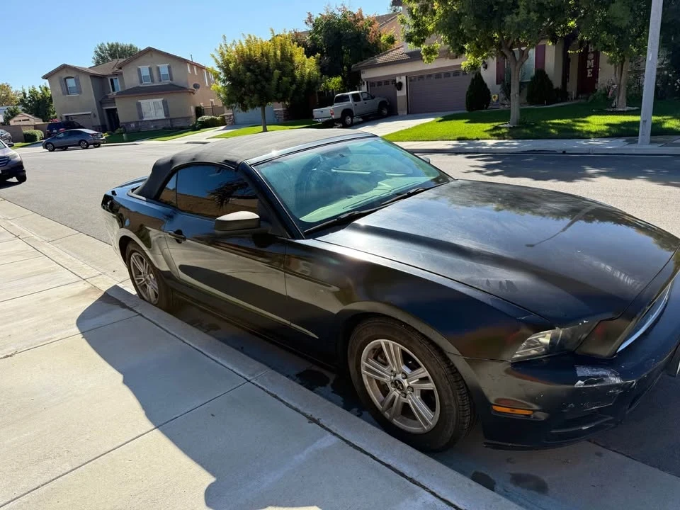 2014 Ford S197 Mustang - Image 4 of 6