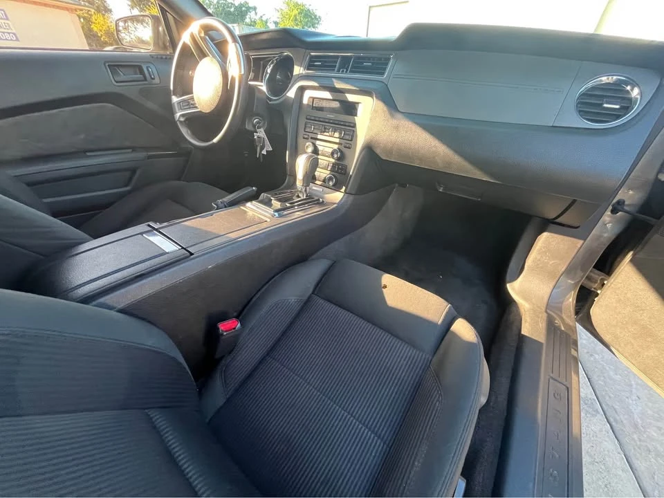 2014 Ford S197 Mustang - Image 7 of 10