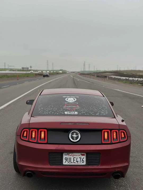 2014 Ford S197 Mustang - Image 3 of 18