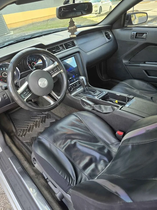 2014 Ford S197 Mustang - Image 5 of 6