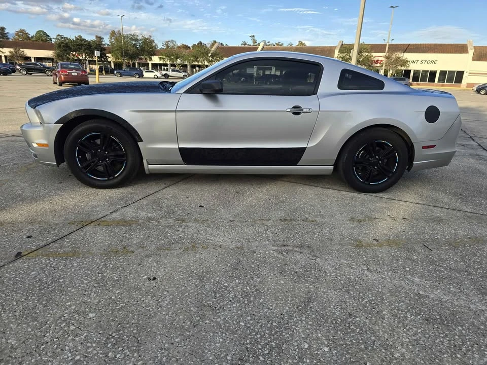 2014 Ford S197 Mustang - Image 2 of 6