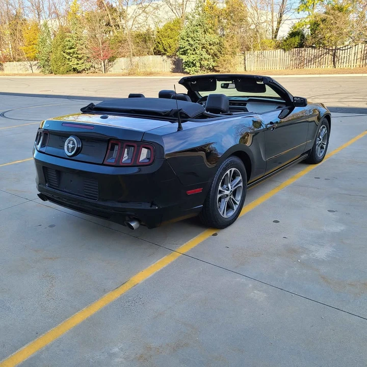 2014 Ford S197 Mustang - Image 7 of 20