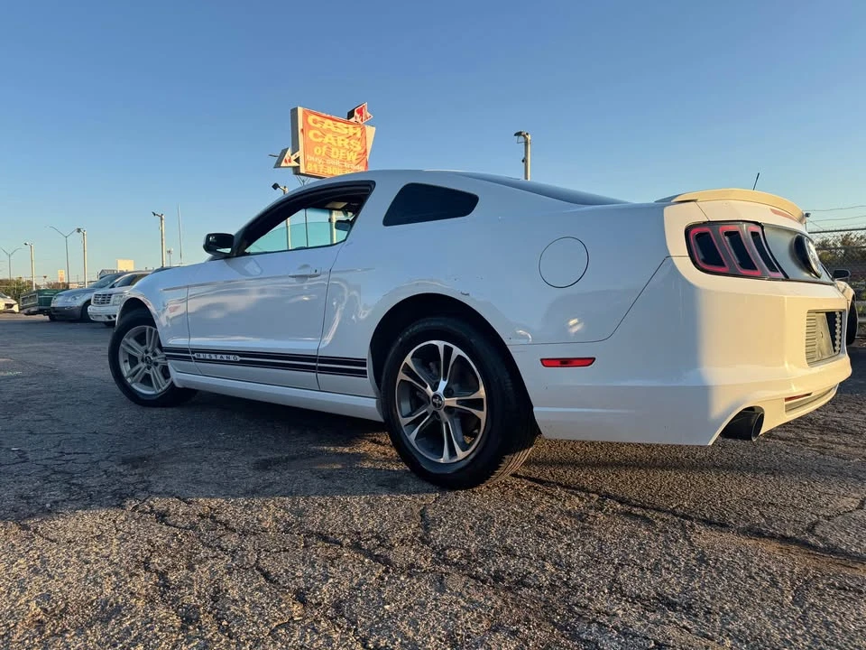 2014 Ford S197 Mustang - Image 3 of 15