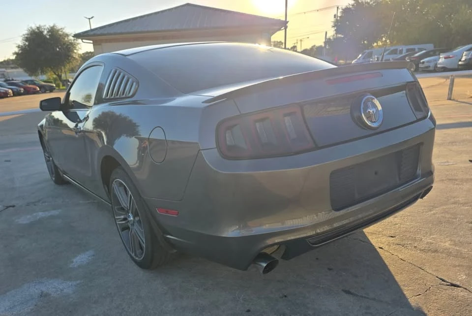 2014 Ford S197 Mustang - Image 6 of 11