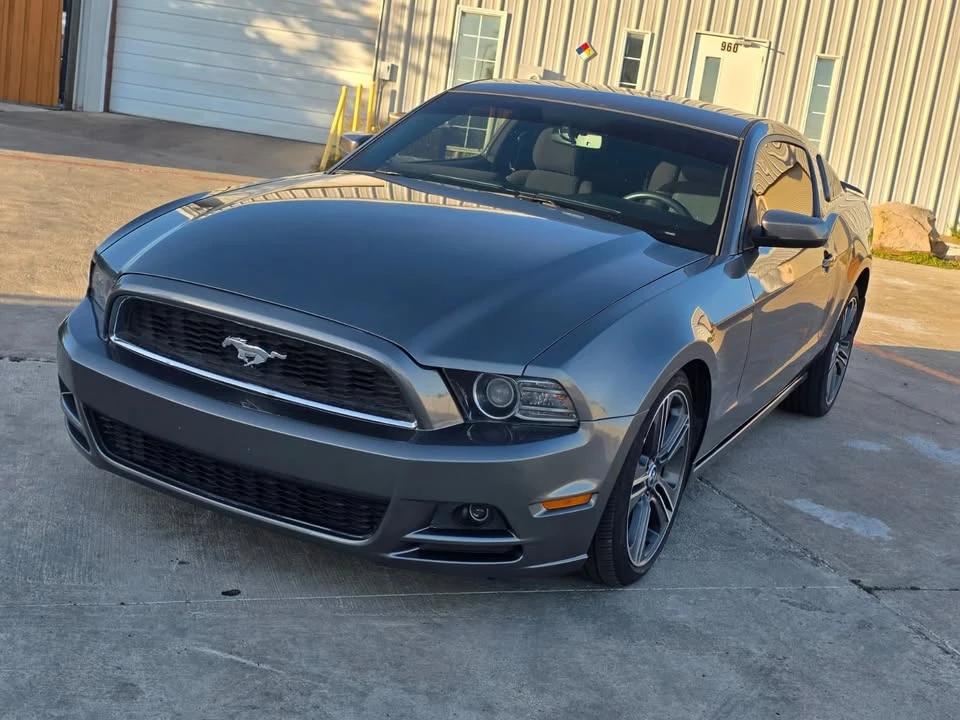 2014 Ford S197 Mustang - Image 2 of 11