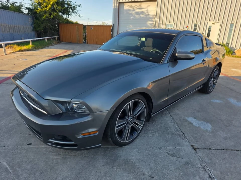 2014 Ford S197 Mustang - Image 2 of 10