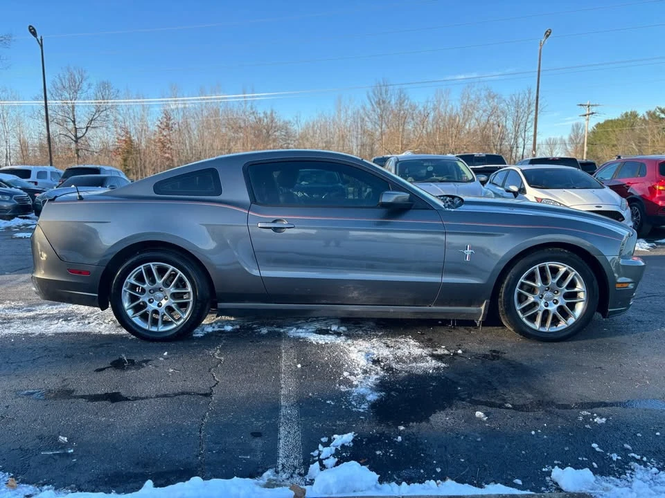 2014 Ford S197 Mustang - Image 2 of 10
