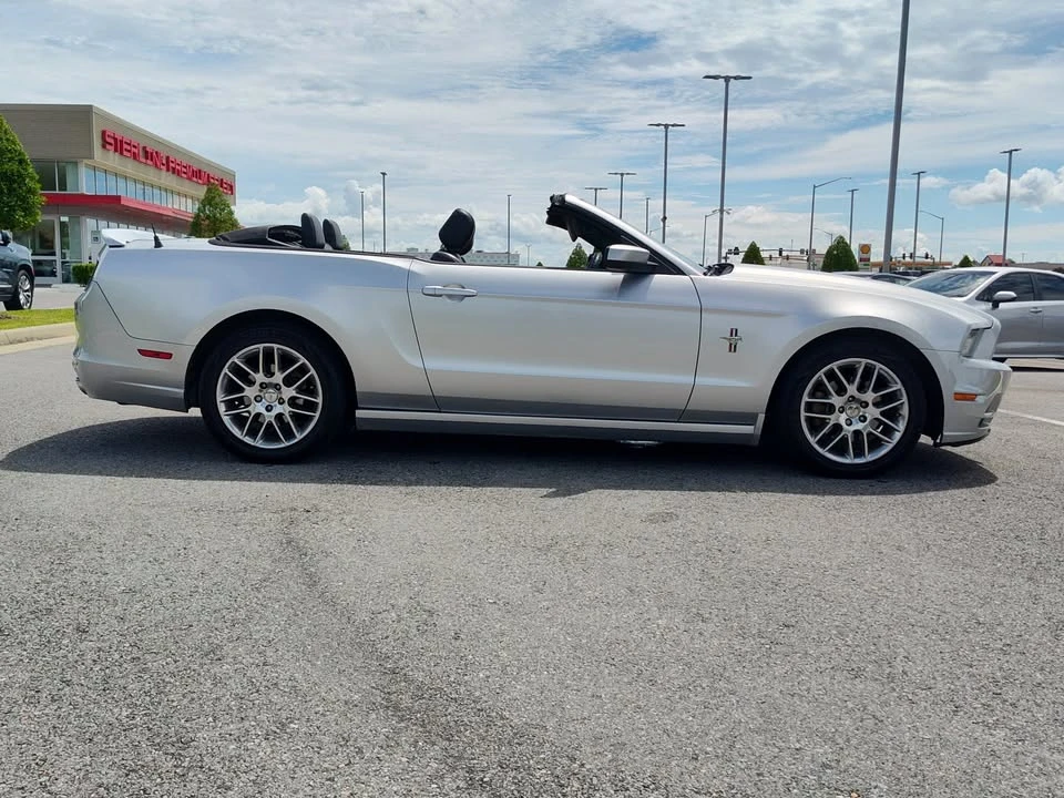 2014 Ford S197 Mustang - Image 8 of 20